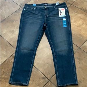 🔴- NWT Levi Strauss Stretch Modern Slim Jeans sz 22